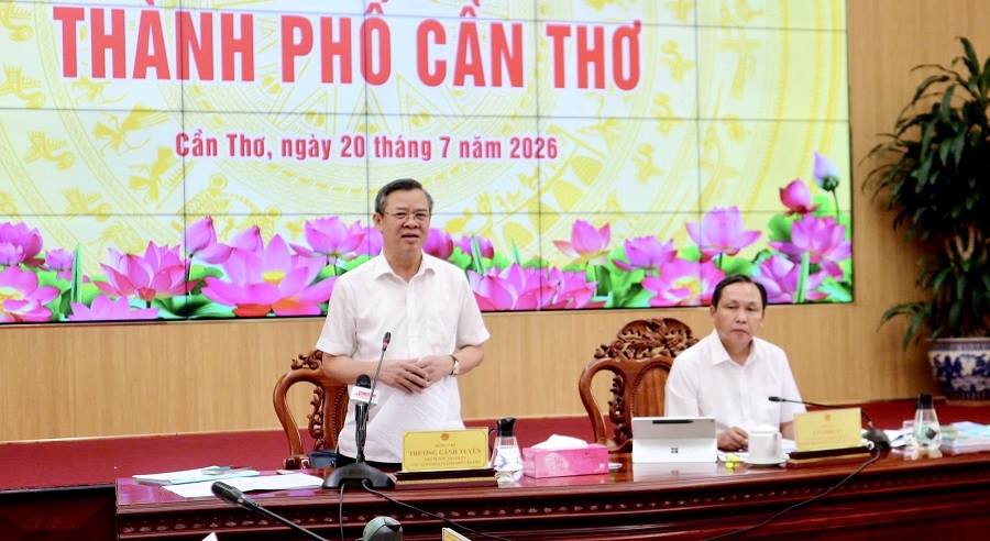 Chủ tịch UBND TP Cần Thơ chỉ đạo quyết liệt đẩy nhanh giải ngân vốn đầu tư công năm 2026